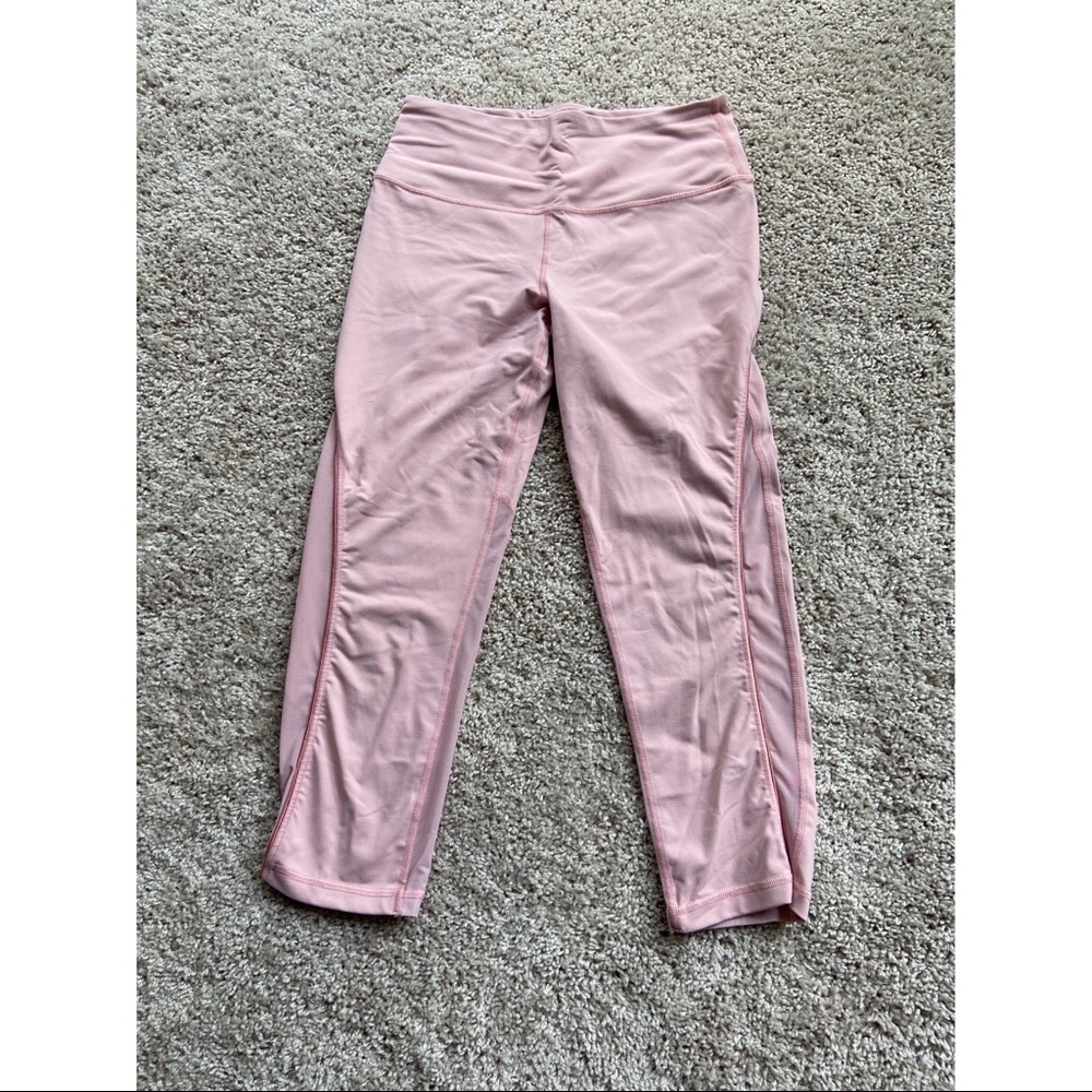 Knockout by VS Capri leggings